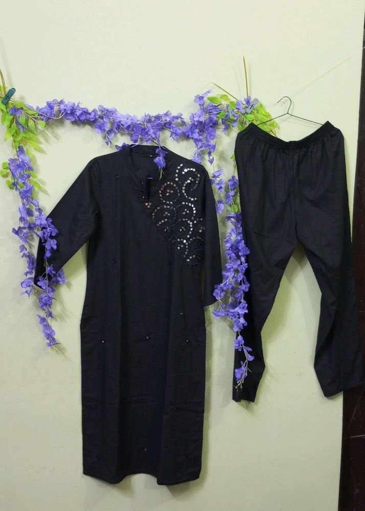 New / Unused Black Mirror Kurta Pant