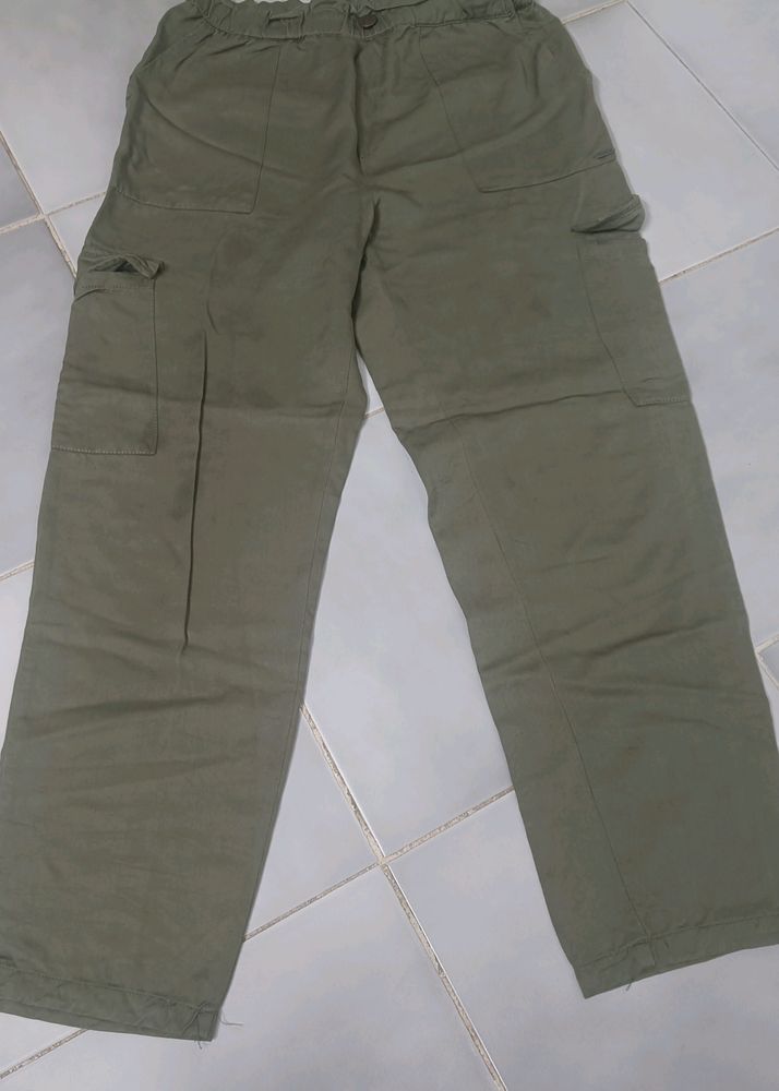 Creeks Cargo Pant Size M