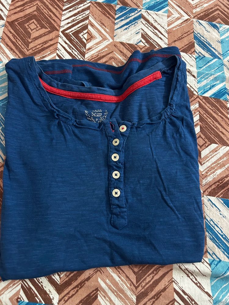 Navy Blue Buttoned T-shirt