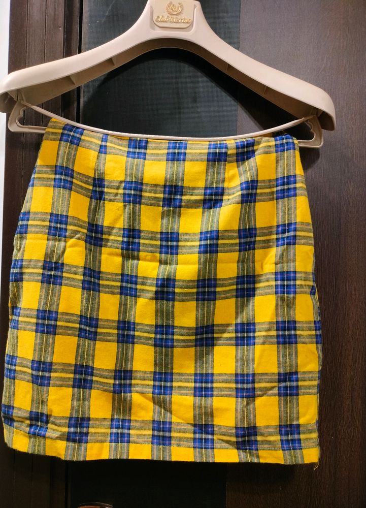 Stylish Check Skirt