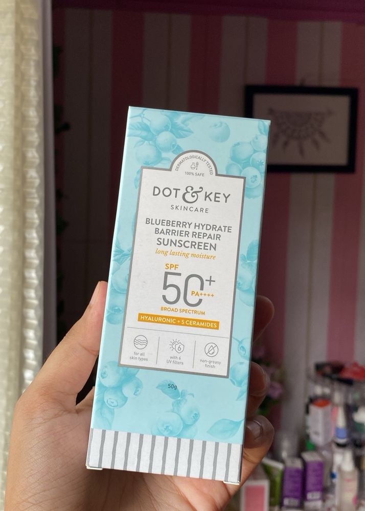 Dot & Key Barrier Repair Sunscreen (Sealed)