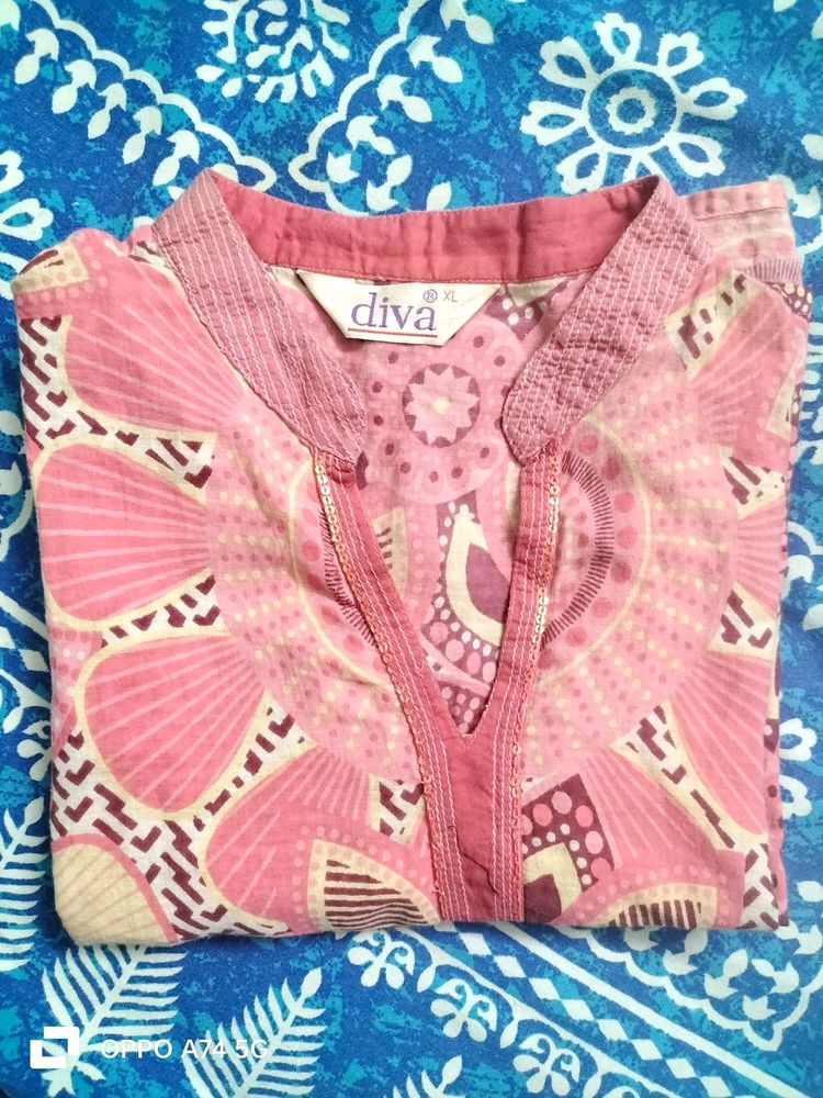 Sleeveless Pink Kurta