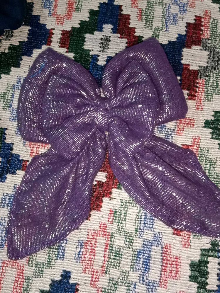 2 Hair Bow And 1 Scrunchie