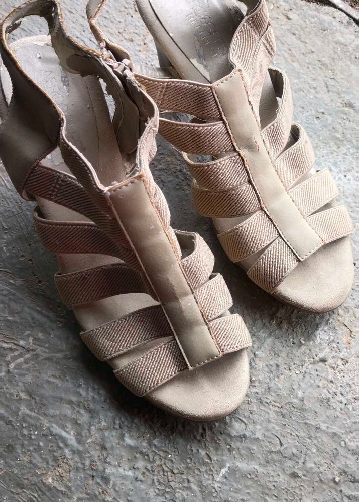 wedge sandals with zipper