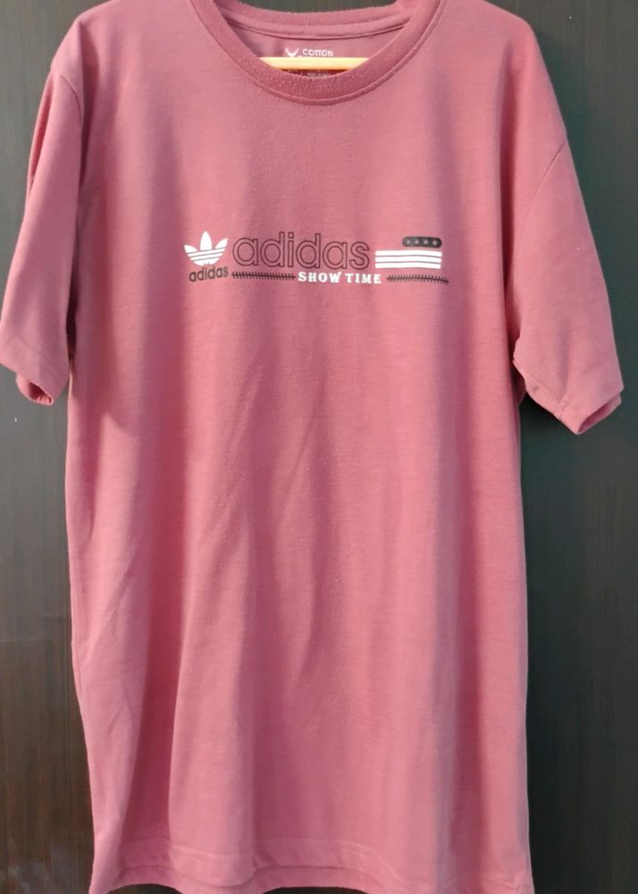 Pink cotton Tshirt.