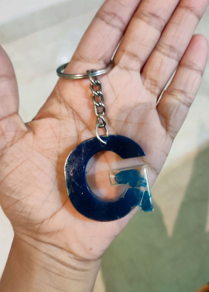 "G" shape Letter Keychain