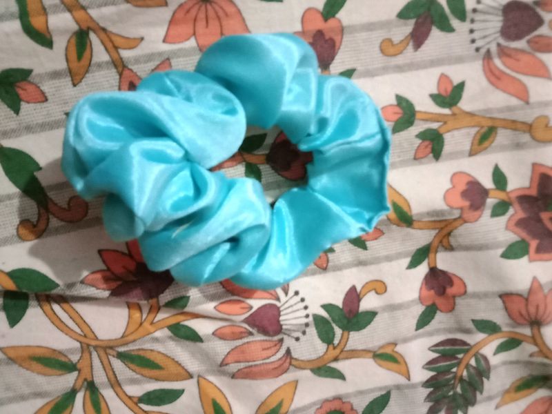 Scrunchies Sky Blue