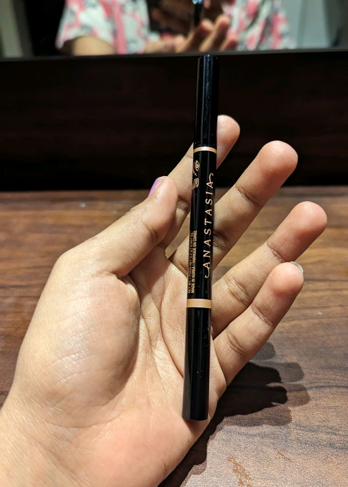 Anastasia Beverly Hills Brow Definer