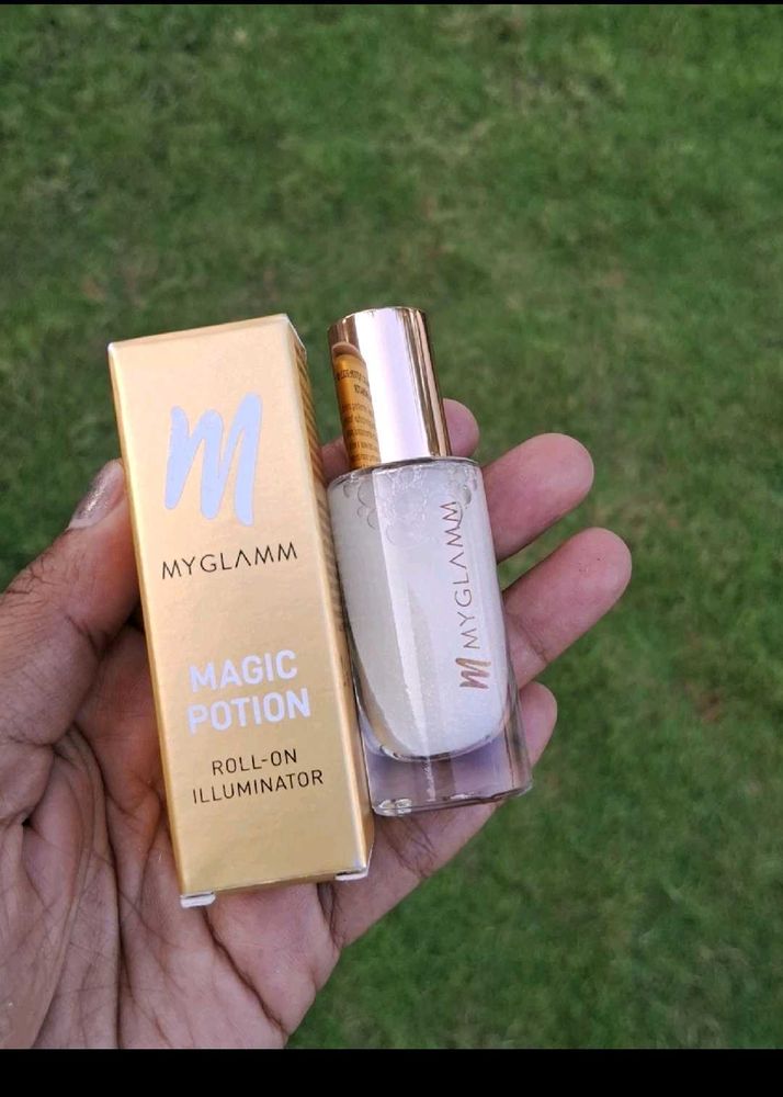 Myglamm Magic Potion Roll On Illuminator