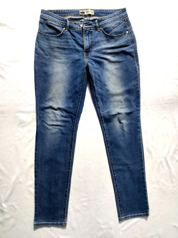 Levi's Blue Jeans on OFFER