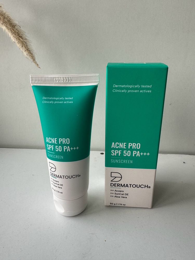 Derma touch Acne Pro SPF 50 Sunscreen