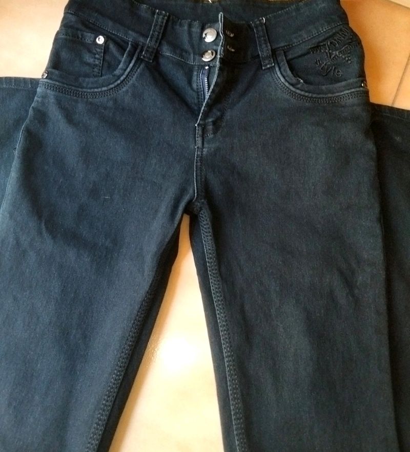 Black Skinny Jean