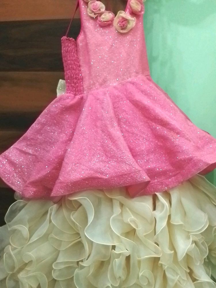 Beautiful Pink Net Gown For Girls W