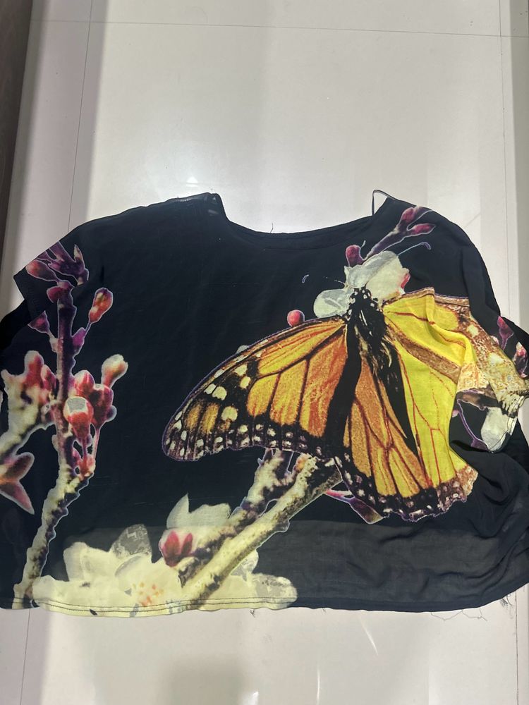 New Butterfly 🦋 Top For ladies