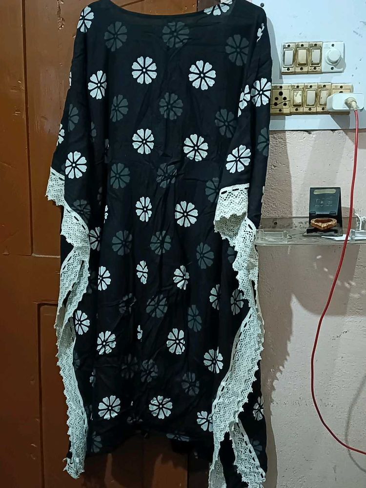 Black &  White Kaftan