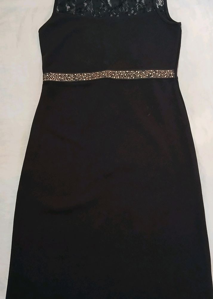 BLACK COLOURED BRANDED DESIGNER MIDI 🖤