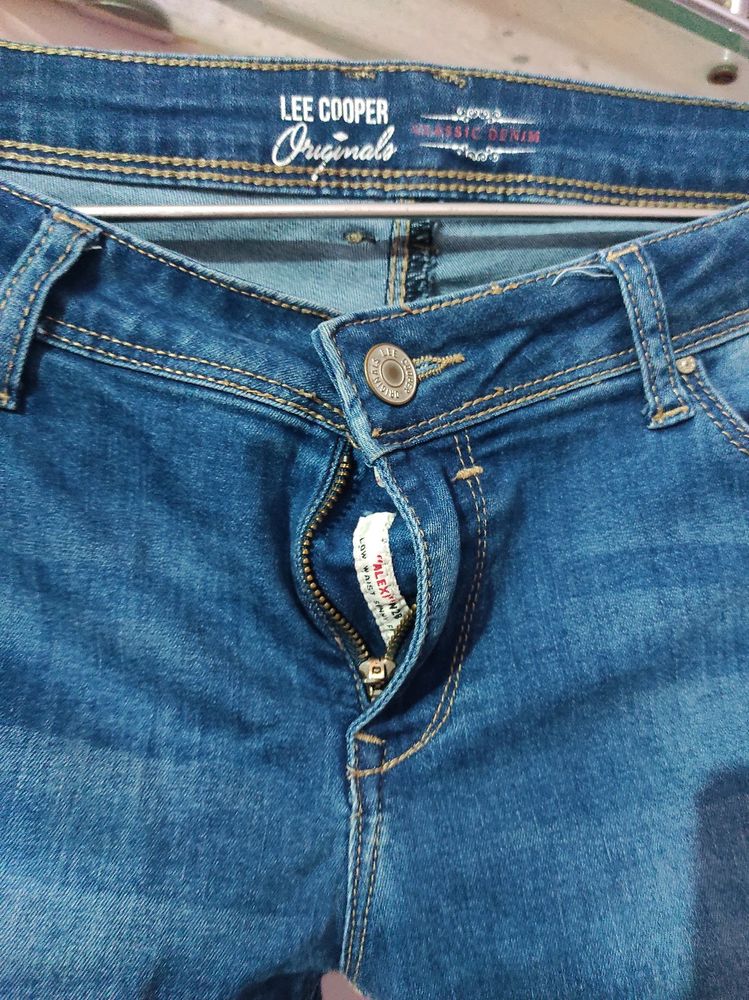 Lee Cooper Low Waist Jeans Very Comfortable.