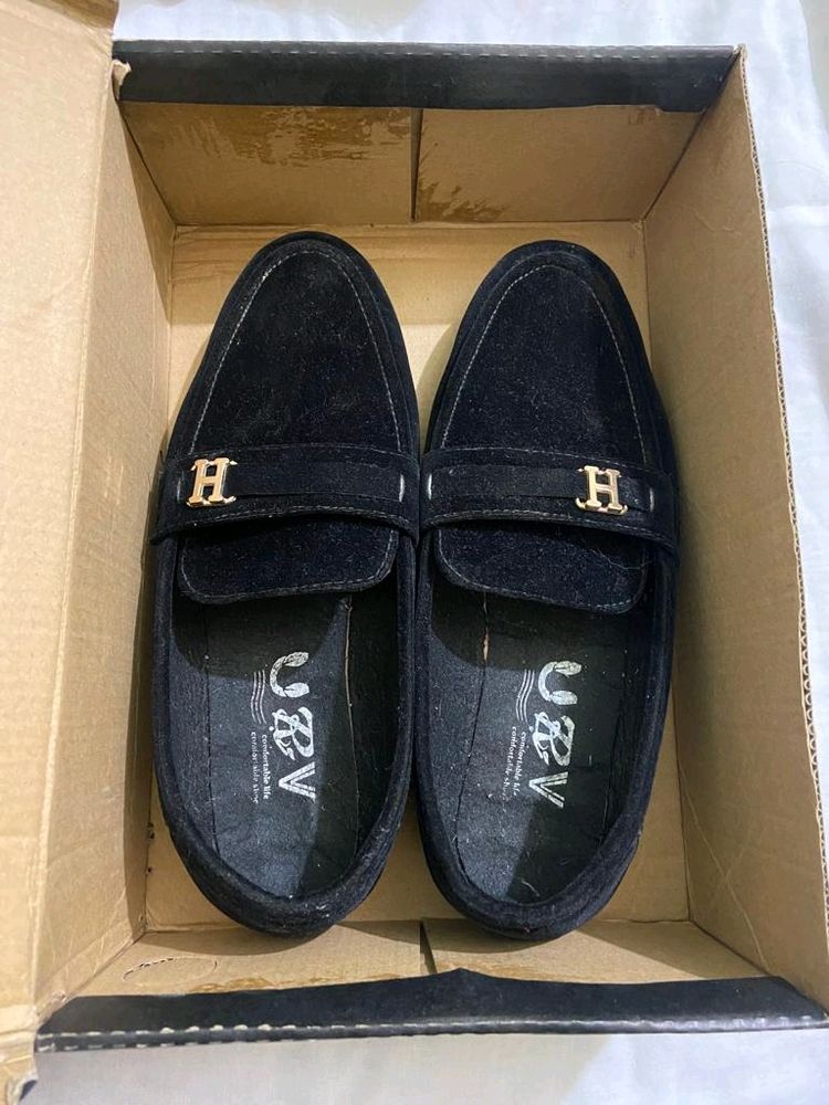 Black Velvet Loafer