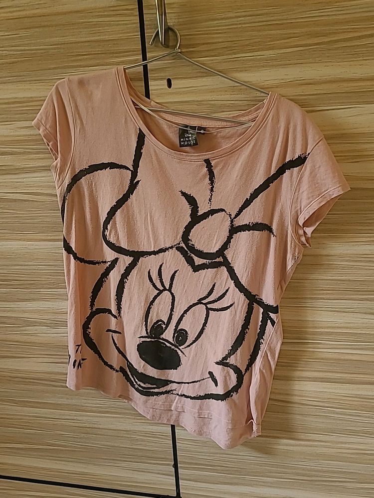 Minnie Mouse Tshirt Size L