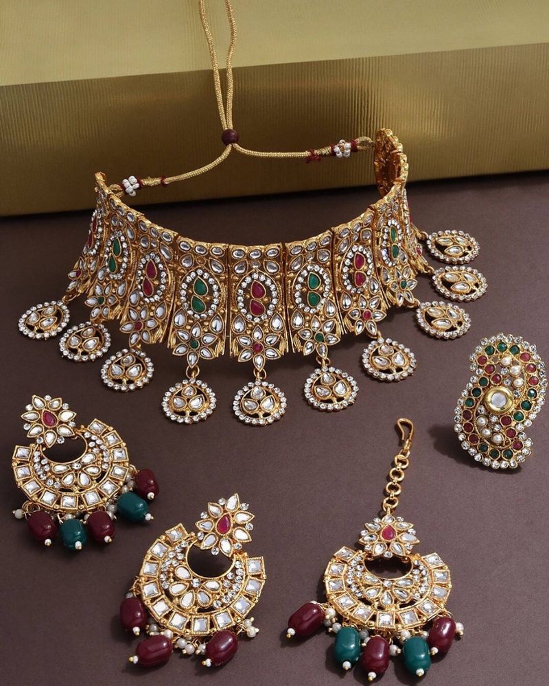 Gold Green Jewellery