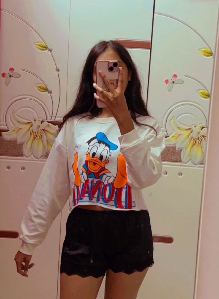 Sweatshirt Cute Donald Duck