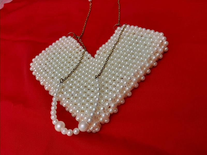 Heart Shape Pearl Mini Handbag