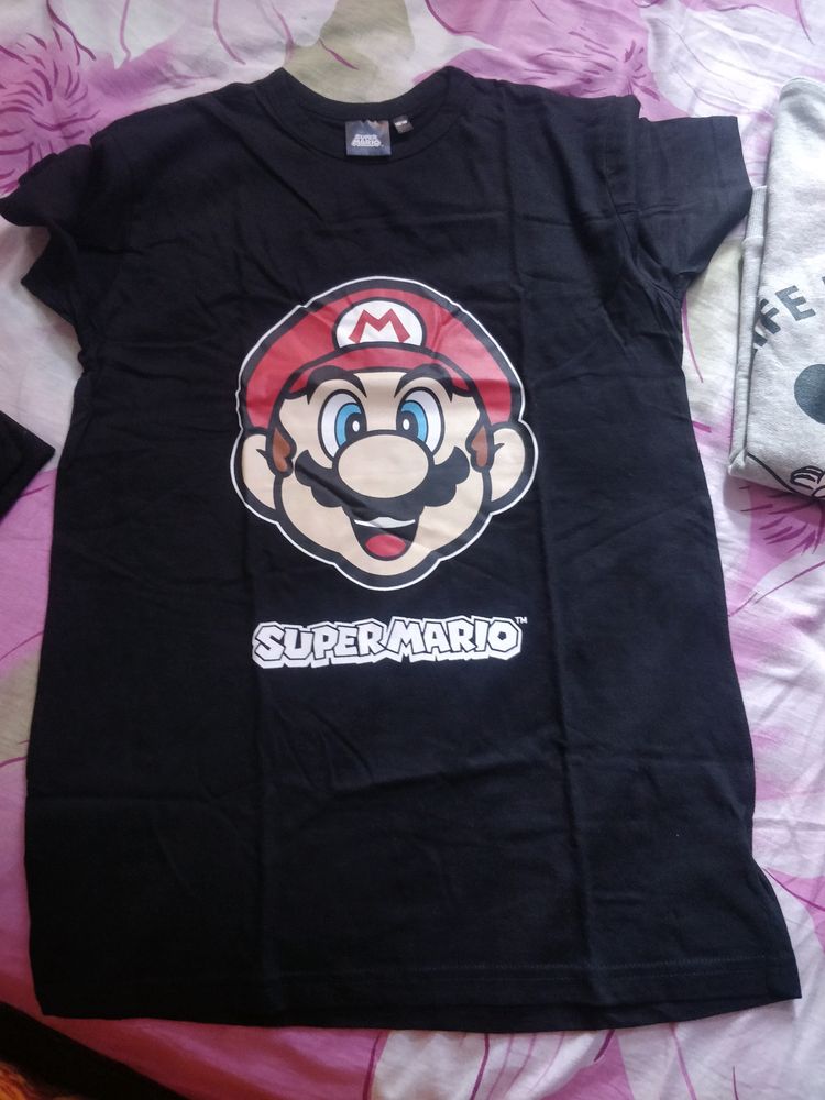 Super Mario Tshirt