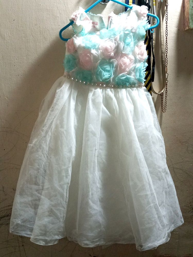 New gown For Girl...