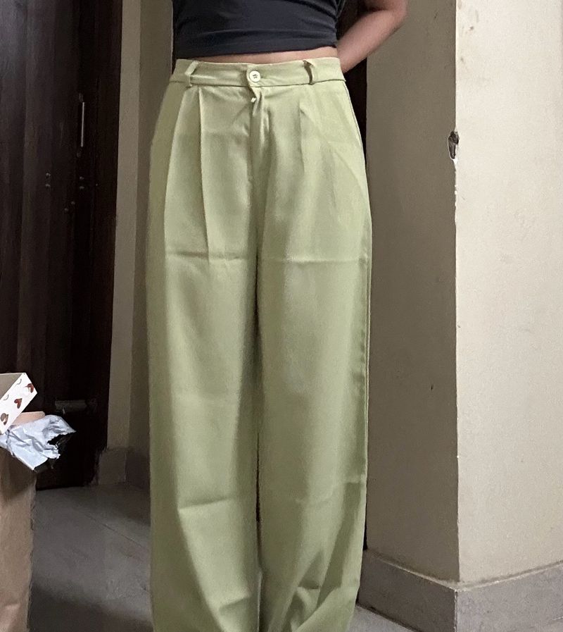 Pleated Pattern Pants