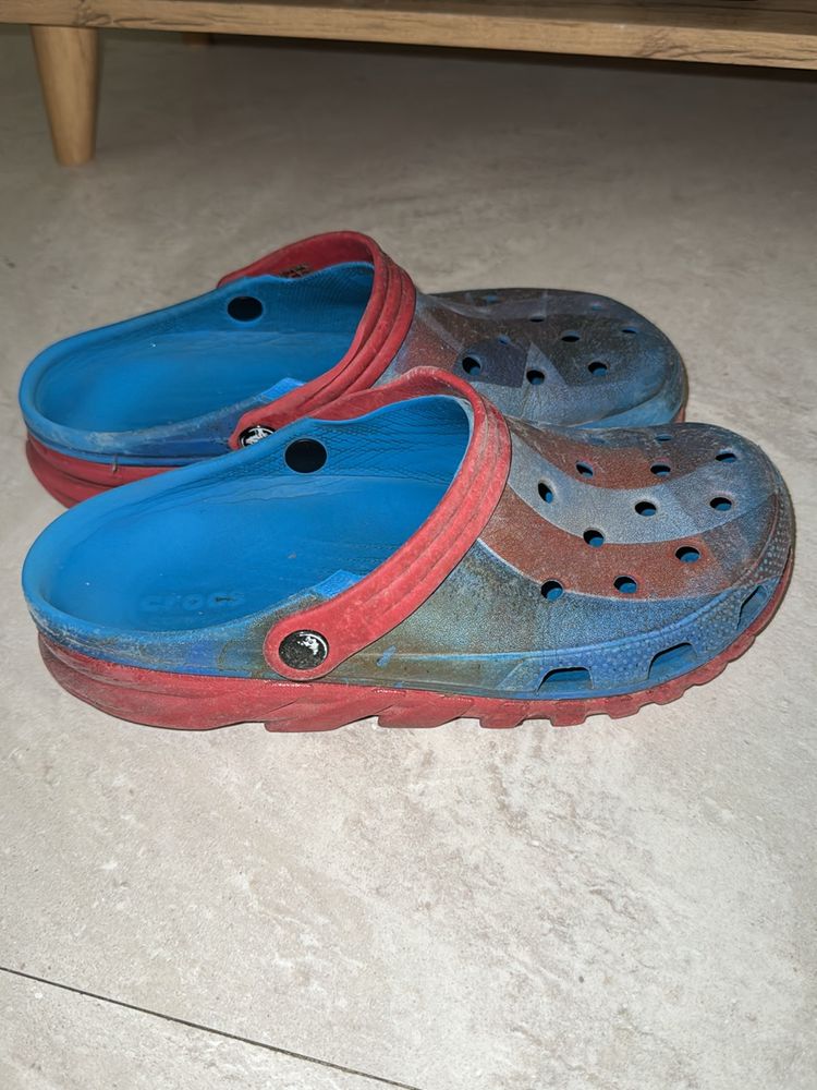 Captain America Limited Edition Crocs