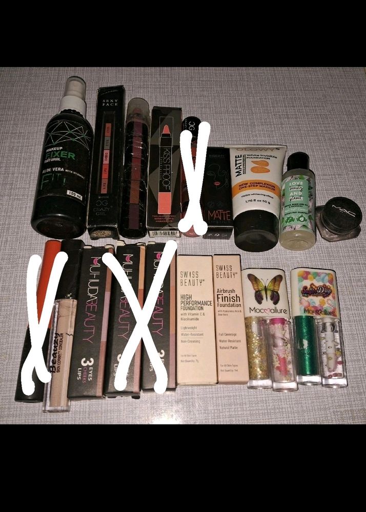 14 Makeup  Combo Items Free Shampoo