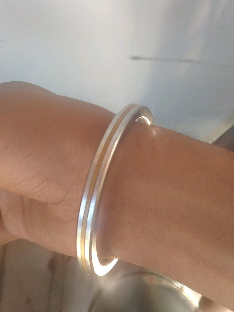 Hath Mein Pahnane Ka K Bracelet