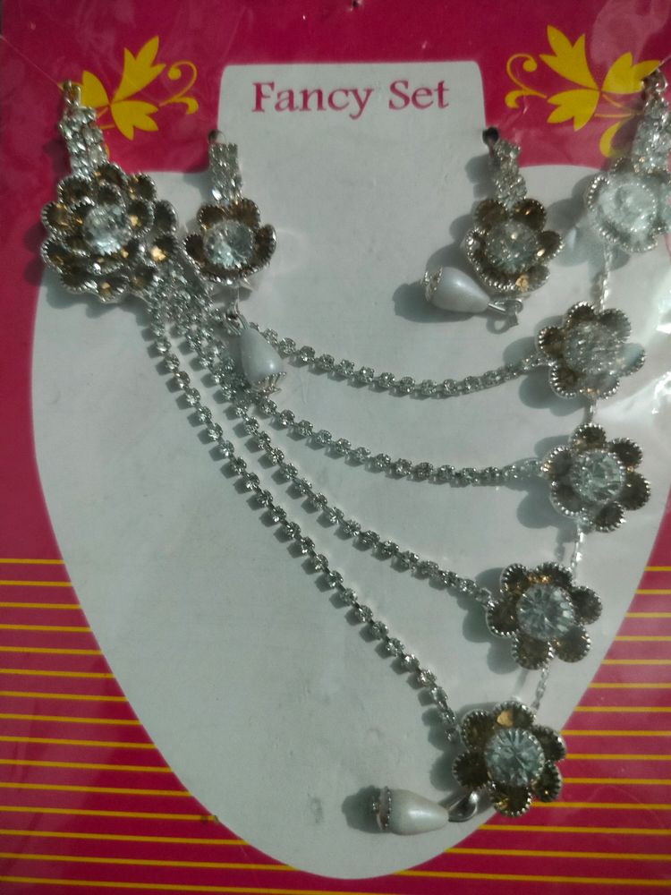 Fancy Jewellery Set