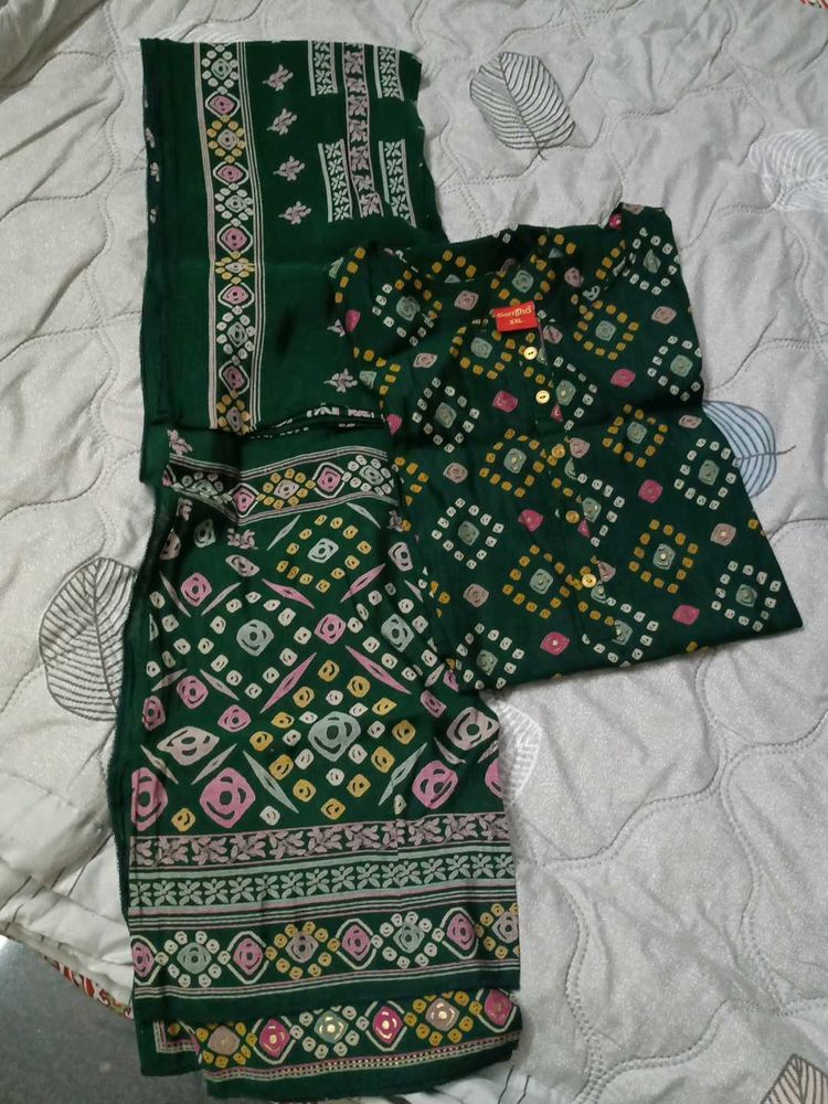 Dark Green Kurti With Dupatta 😍💕