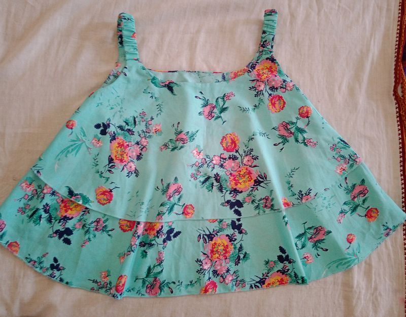 Floral Print Crop Top