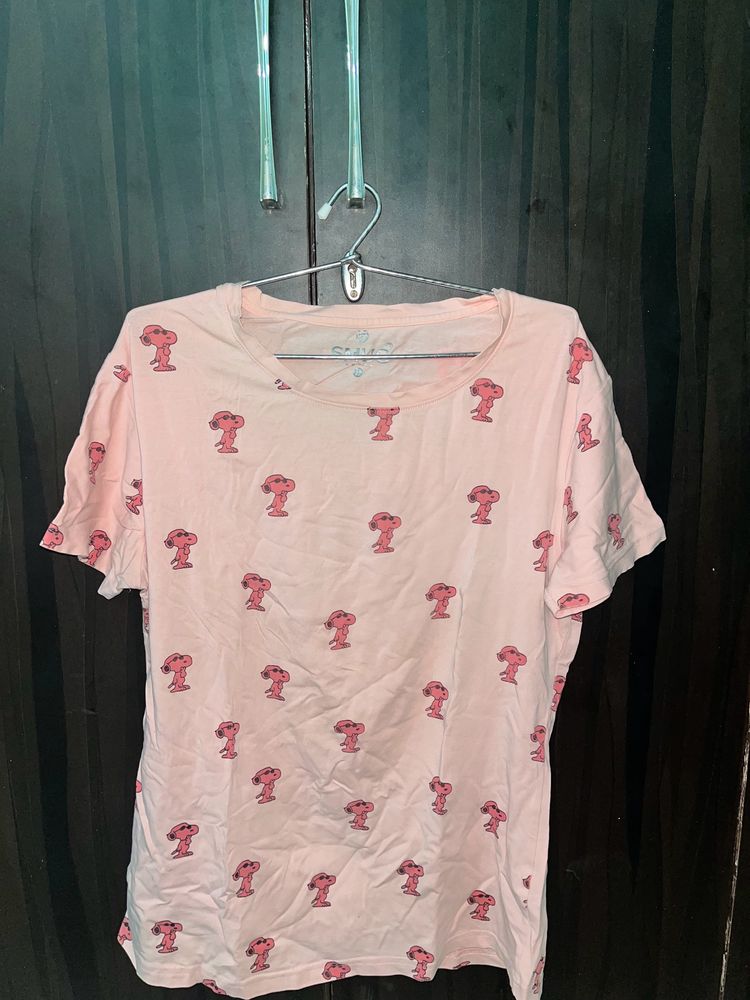 Snoopy Printed Tshirt. Will Fit UPTO XL.