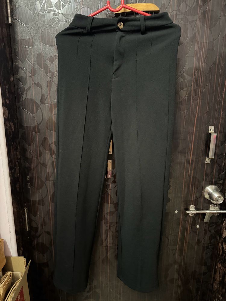 Black straight Fit trouser