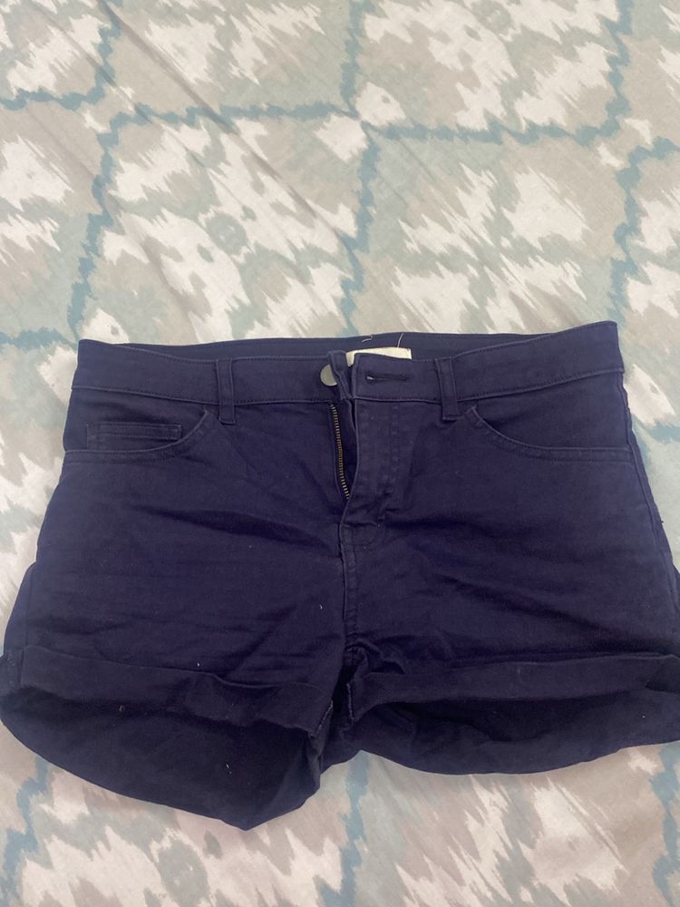 H&M Navy Blue Shorts. Hardly Worn