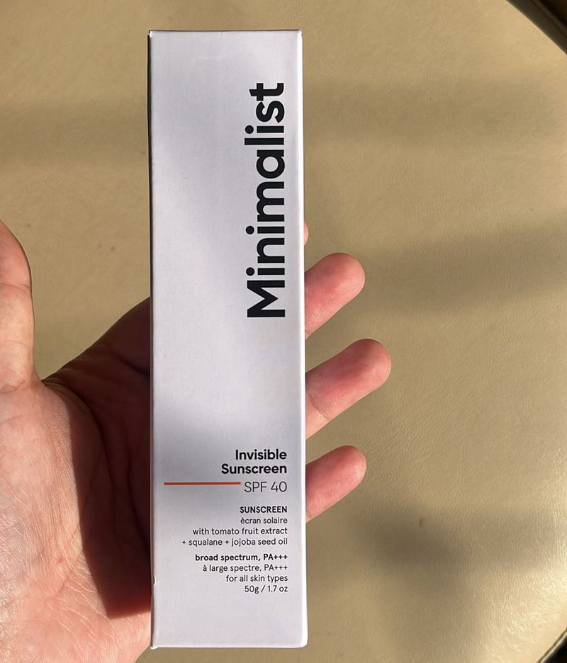 Minimalist Invisible Sunscreen