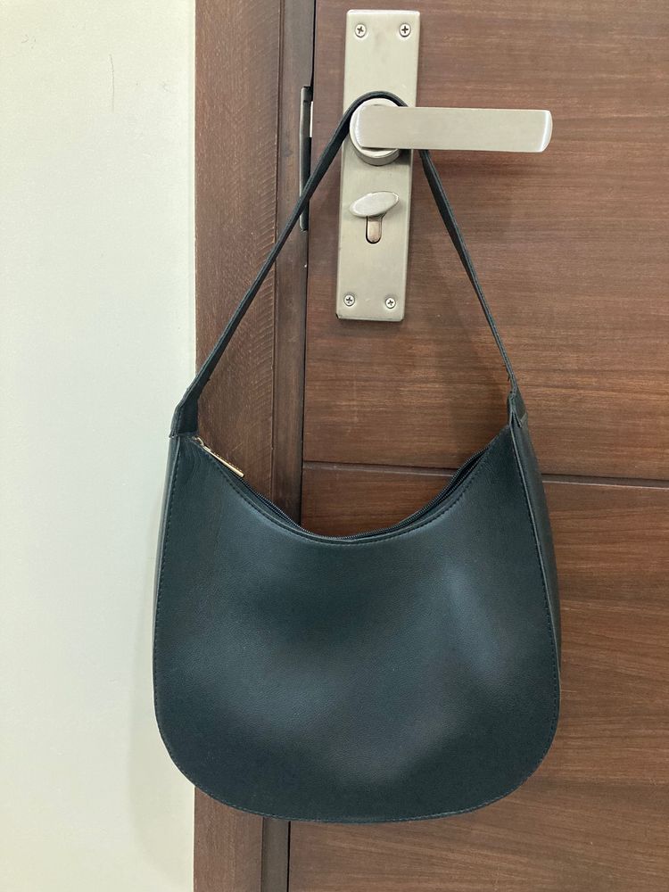 Black Cresent Shape Hand Bag