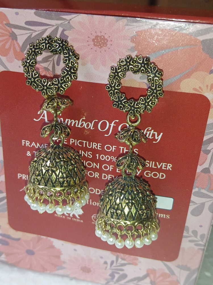 2 Earrings Combo With One Mangtika