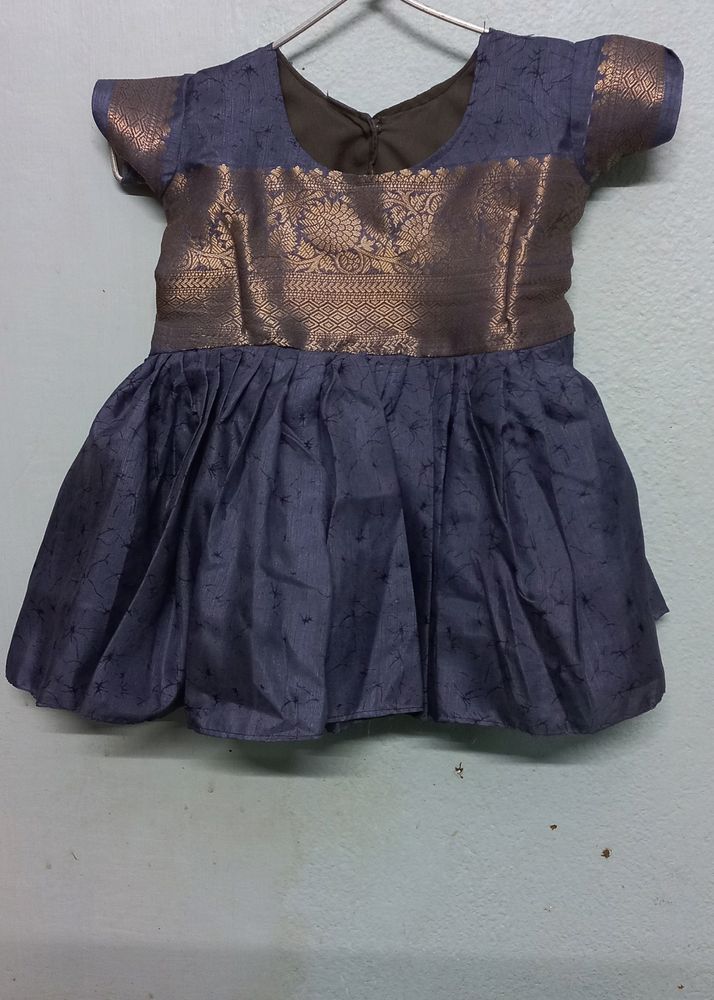 kids frock with frills