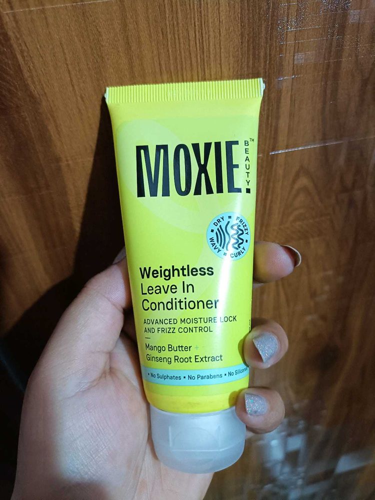 Moxie Weightless Leave in conditioner.