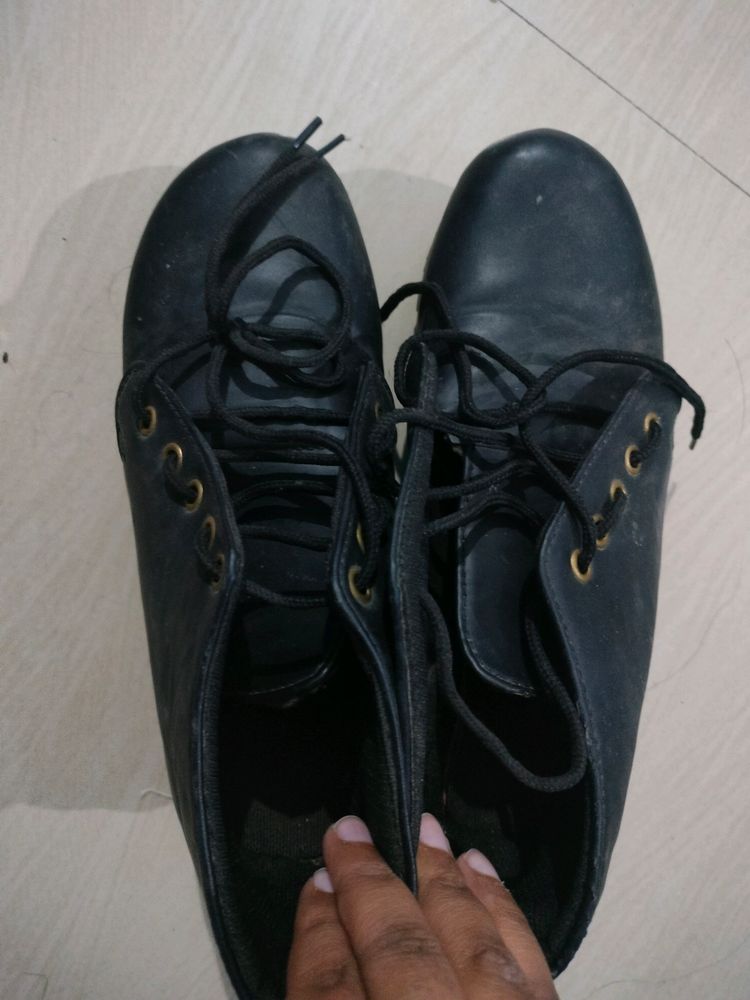 Black Boot For Women
