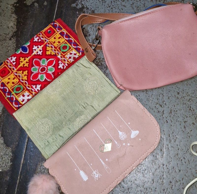 pack of 4 hand purse with one free radha bag