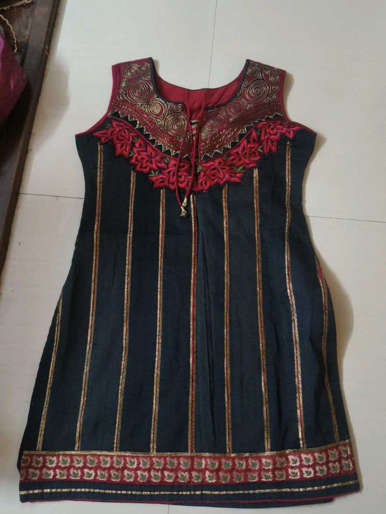 Black Short Kurti