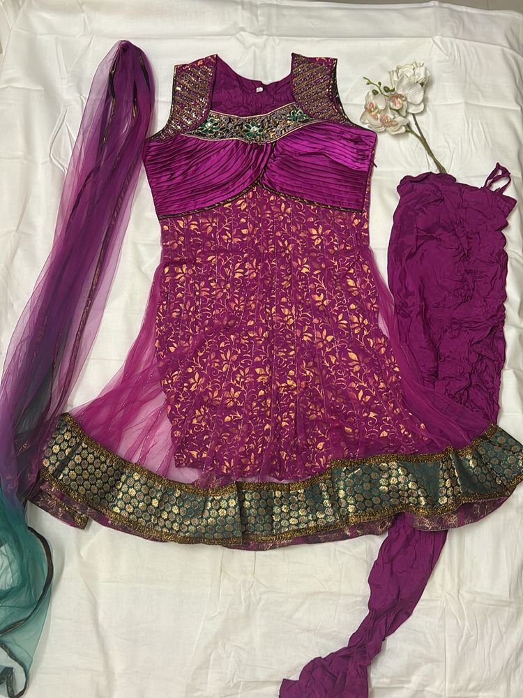 Deep Purple Suit Set - Top, Dupatta, Chunni