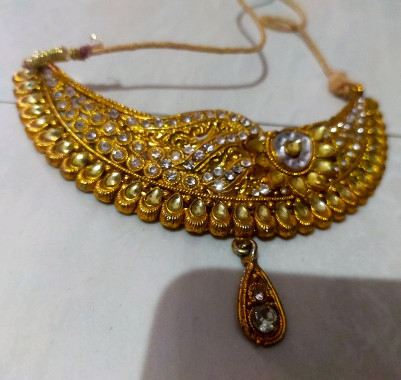 Gold Diamond Necklace