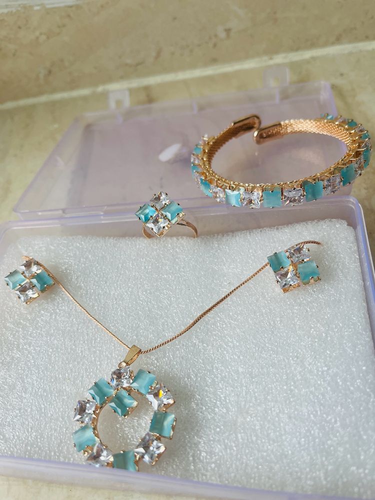 Jewellery Set