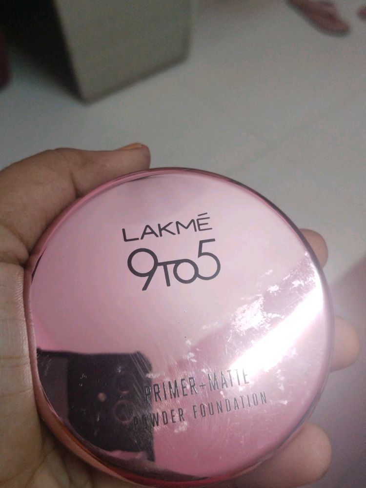 Lakme 9 To 5 PRIMER+MATTE POWDER FOUNDATION